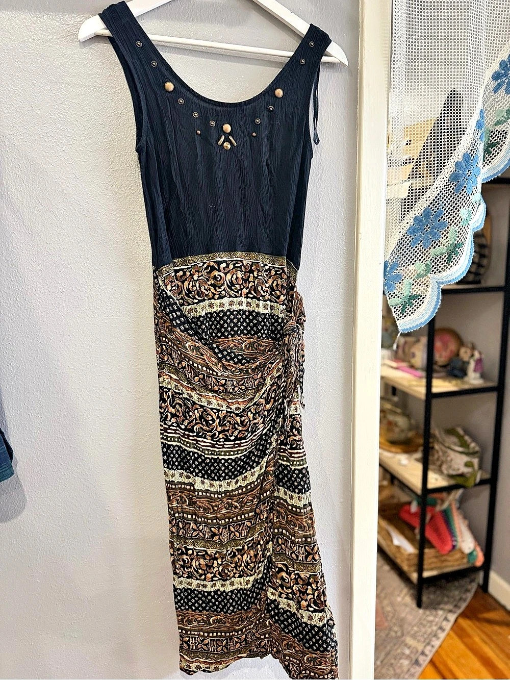 Scarlett Paisley Midi Dress in Black & Brown